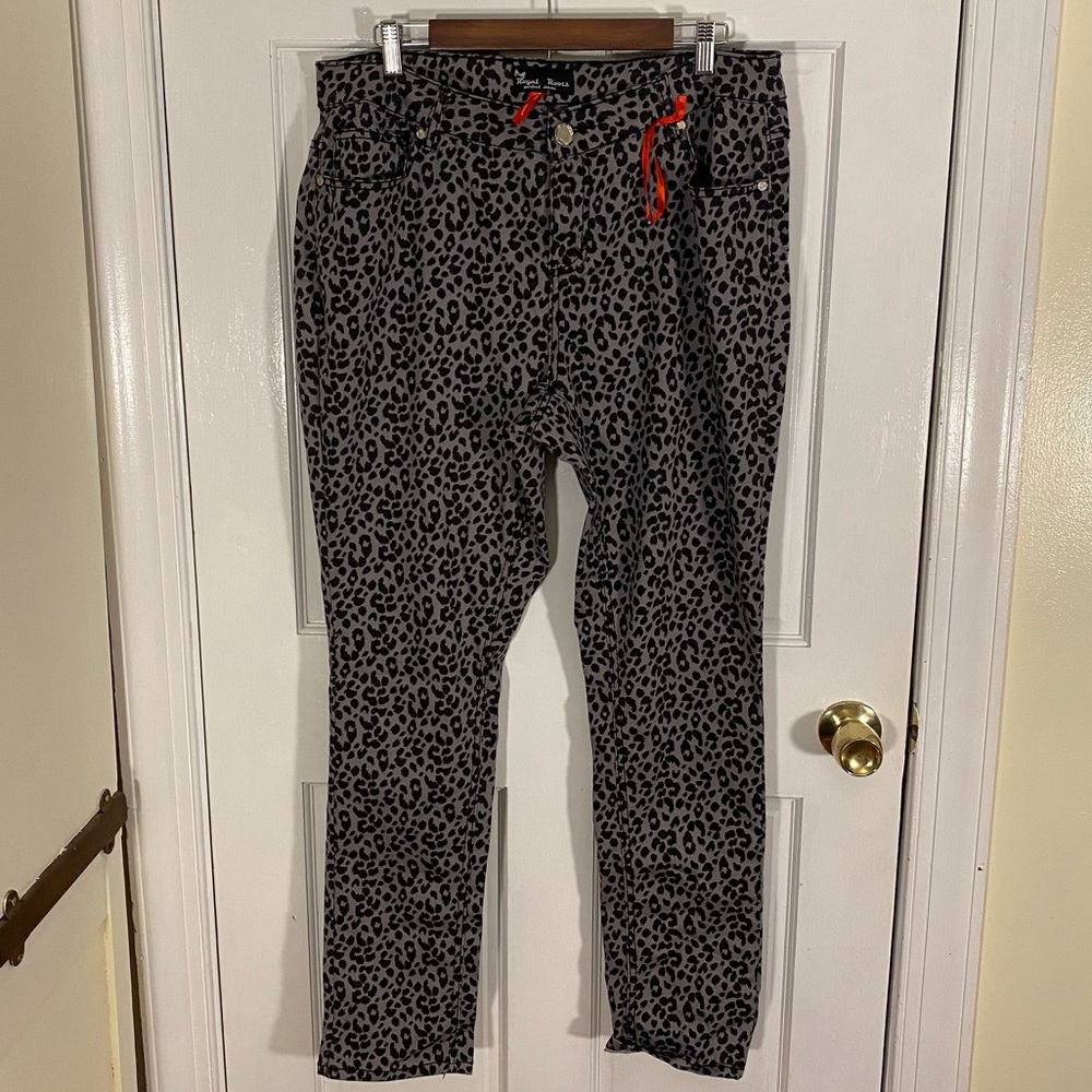 Leopard jeans NWOT